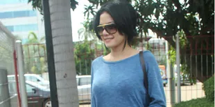 Nikita Mirzani: BBM Naik, Minta Bayaran Naik!