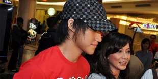 Memes - Kevin Aprilio, Kompak Bermusik