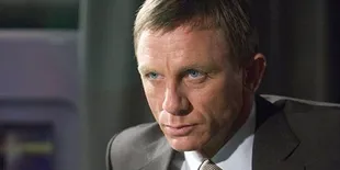 Pilih Bir, James Bond 'Pensiun' Minum Martini