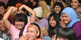 Pengambilan Nomor Tiket Suju Diserbu Fans