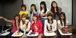 Meet and Greet, Fans Merayu Cherry Belle di Surabaya