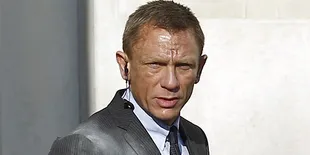 Stuntman James Bond Alami Kecelakaan