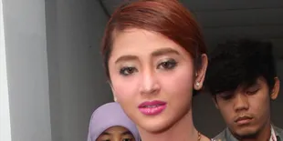 Dewi Perssik Persilakan Jupe Buktikan Tuduhan
