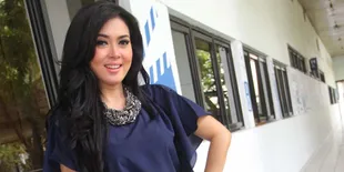Syahrini Enggan Perkenalkan Kekasih