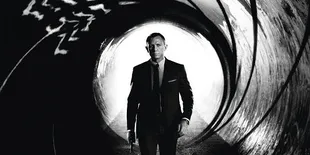 'SKYFALL' Rilis Teaser Poster Pertama!