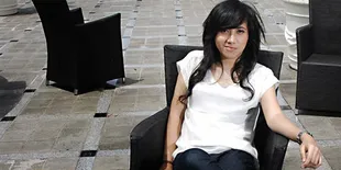 Didukung Agnes, Dera Tetap Keluar Dari Indonesian Idol