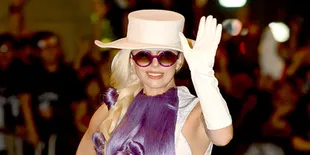 Lady GaGa Akan Tampil Sendiri di Indonesia?