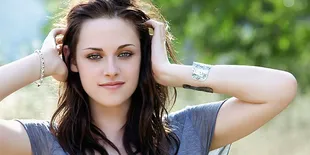 'TWILIGHT SAGA' Jadi Beban Serta Berkat Untuk Kristen Stewart