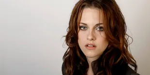 Makin Nakal, Kristen Stewart Merokok dan Tampil Super Seksi