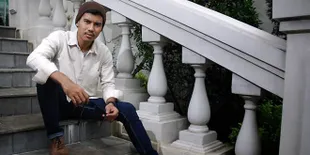 Asyiknya 'Alamat Palsu' Ala Dion Idol