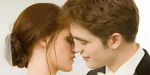 'TWILIGHT SAGA' Mendominasi Best Kiss di MTV Movie Awards
