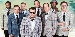 Pantai dan Rock di Java Rockin Land 2012