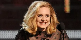 Adele Akan Bernyanyi Untuk 'SKYFALL'?