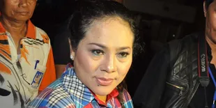 Nunung Klarifikasi Isu Rebut Suami Orang