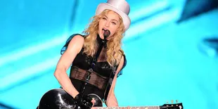 Paranoid, Madonna Punya Tim Sterilisasi DNA
