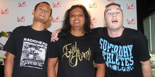 JRL 2012 Batal Digelar, Jono GBS Nangis