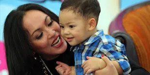 Zahwa dan Aaliya Cerita Soal Raport ke Angie