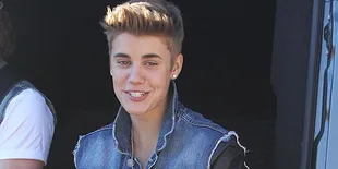 Inilah Cara Ampuh Justin Bieber Atasi Fans Yang Menggila
