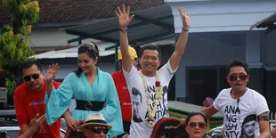 Pulang Mantu, Anang dan Ashanty Diarak Ribuan Warga Jember