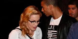 Madonna Sewa Bioskop Untuk Kencan Malam Minggu!