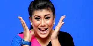 Regina Ivanova Grogi Duet Bareng David Cook