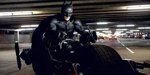 Review Buruk 'THE DARK KNIGHT RISES' Diserang Pembaca