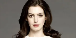 Anne Hathaway Tak Bisa Berkata-Kata Atas Tragedi Penembakan Denver