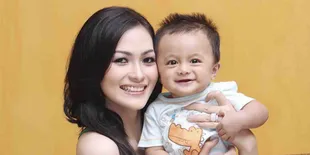 Christy Jusung Berupaya Tegar Cerai di Bulan Ramadan