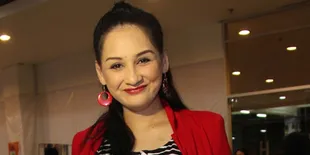 Anak Pertama Mona Ratuliu Puasa Penuh Sejak Masuk SD