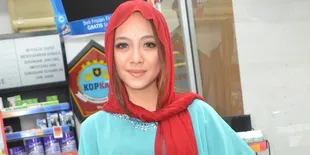 Lebaran di Luar Negeri, Nadia Vega Susah Cari Lontong Sayur