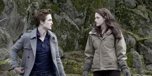 Robert Pattinson - Kristen Stewart Makin Sering Bicara