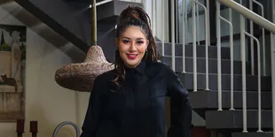 10 Tahun Vakum Dari Dunia Hiburan, Sania Banting Setir Jadi Pebisnis dan Pernah Alami Kerugian Hingga Miliaran Rupiah