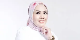12 Tahun Alami KDRT, Elly Sugigi: Saya Sampai Berdoa Gimana Kalau Dia Yang Dipukuli