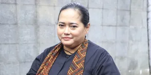 13 Penerawangan Paranormal Mbak You Tentang Tahun 2021, Bencana Alam - Skandal dan Kematian Selebritis