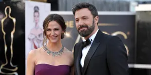 2 Tahun Pisah Rumah, Jennifer Garner Mantap Ceraikan Ben Affleck