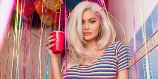 3 Bulan Lepas Filler, Kylie Jenner Kembali Lakukan Lip Injection