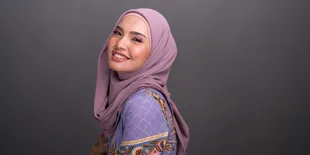 3 Fashion Items Wajib Saat Ramadan untuk Tampil Gaya Secantik Selebriti Favorit