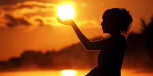30 Foto Keren yang Bisa Kamu Tiru Untuk Status Medsos
