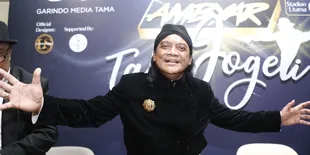 'Pamer Bojo' Go Internasional, Wanita Bule Ini Sampai Hafal Liriknya