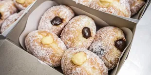 4 Camilan Manis yang Bisa Jadi Comfort Food Waktu Malam Minggu Tanpa Ayang