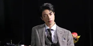 4 Gaya Makeup Jin BTS Ini Selalu Bikin ARMY Jatuh Hati, Penasaran?