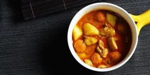 5 Bahaya Konsumsi Santan Saat Berbuka Puasa, Sembelit - Berat Badan Naik