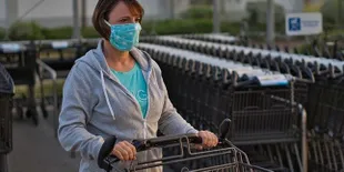 5 Benda Penting yang Sebaiknya Selalu Dibawa, selama Masa New Normal