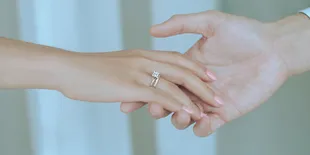 5 Cincin Berlian Wanita dengan Pesona Brilliant Rose yang Menawan