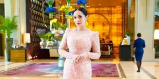 5 Model Kebaya Modern Simpel tapi Mewah April 2025, Rekomendasi untuk Tampil Anggun