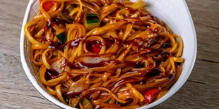 5 Resep Pad Kee Mao, Mie Khas Thailand yang Bisa Dicoba di Rumah