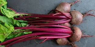 5 Resep Sayur Bit Lezat & Bergizi, Lauk hingga Camilan Sehat!