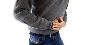 5 Solusi Alami yang Ampuh untuk Menangkal Asam Lambung Naik!