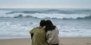 5 Tanda Jelas Pria yang Serius Jatuh Cinta Padamu!