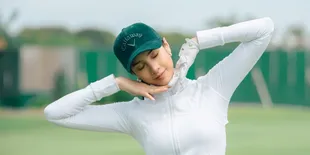 7 Potret Anya Geraldine Main Golf, Pamer Body Goals Idaman